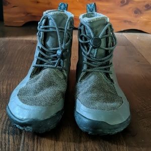 Vivobarefoot vegan barefoot boots